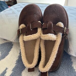 Slippers